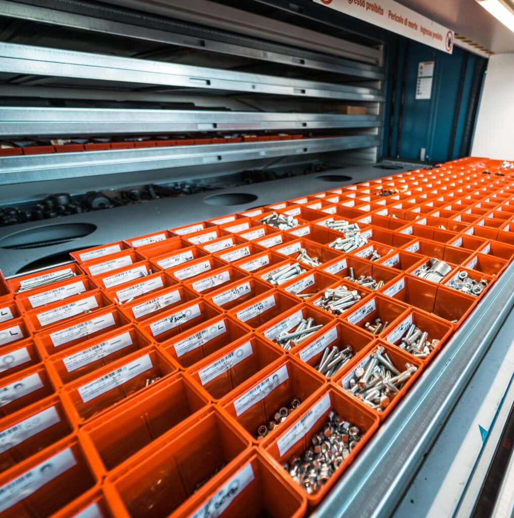 Magazzini automatici per utensileria e ferramenta