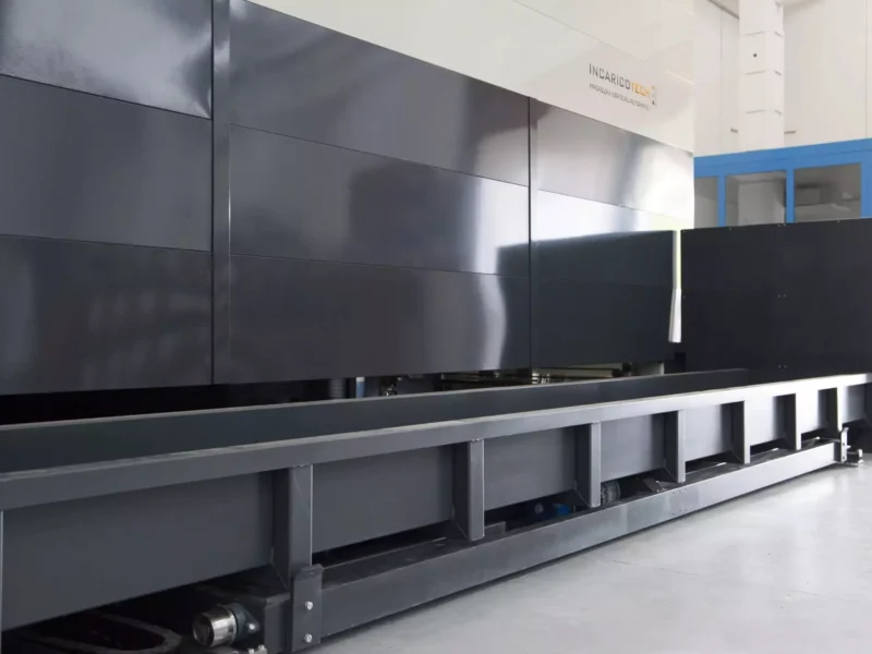 Magazzino automatico per barre e corpi lunghi