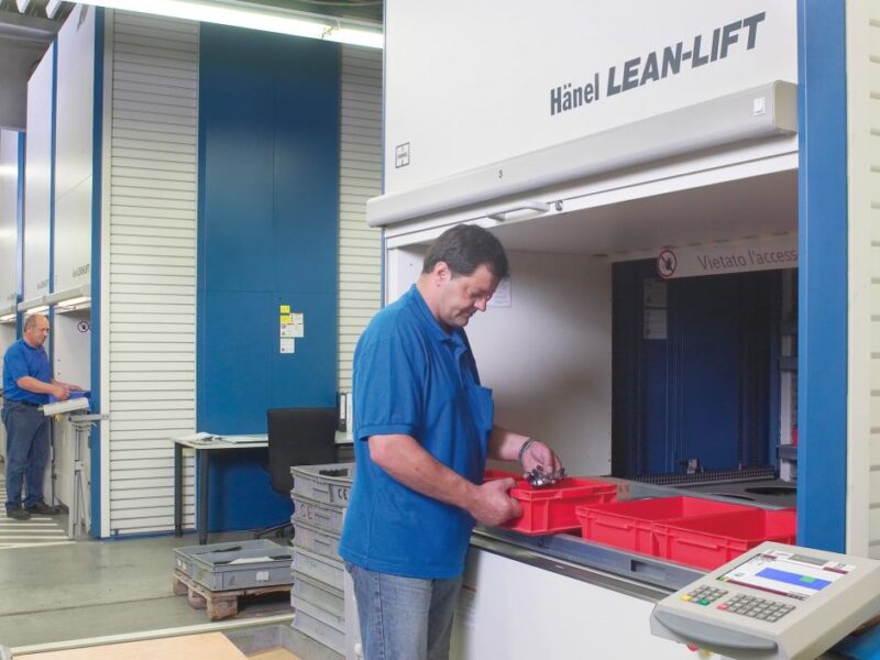 Bosch: stoccaggio automatico in area produttiva, magazzino e spedizioni